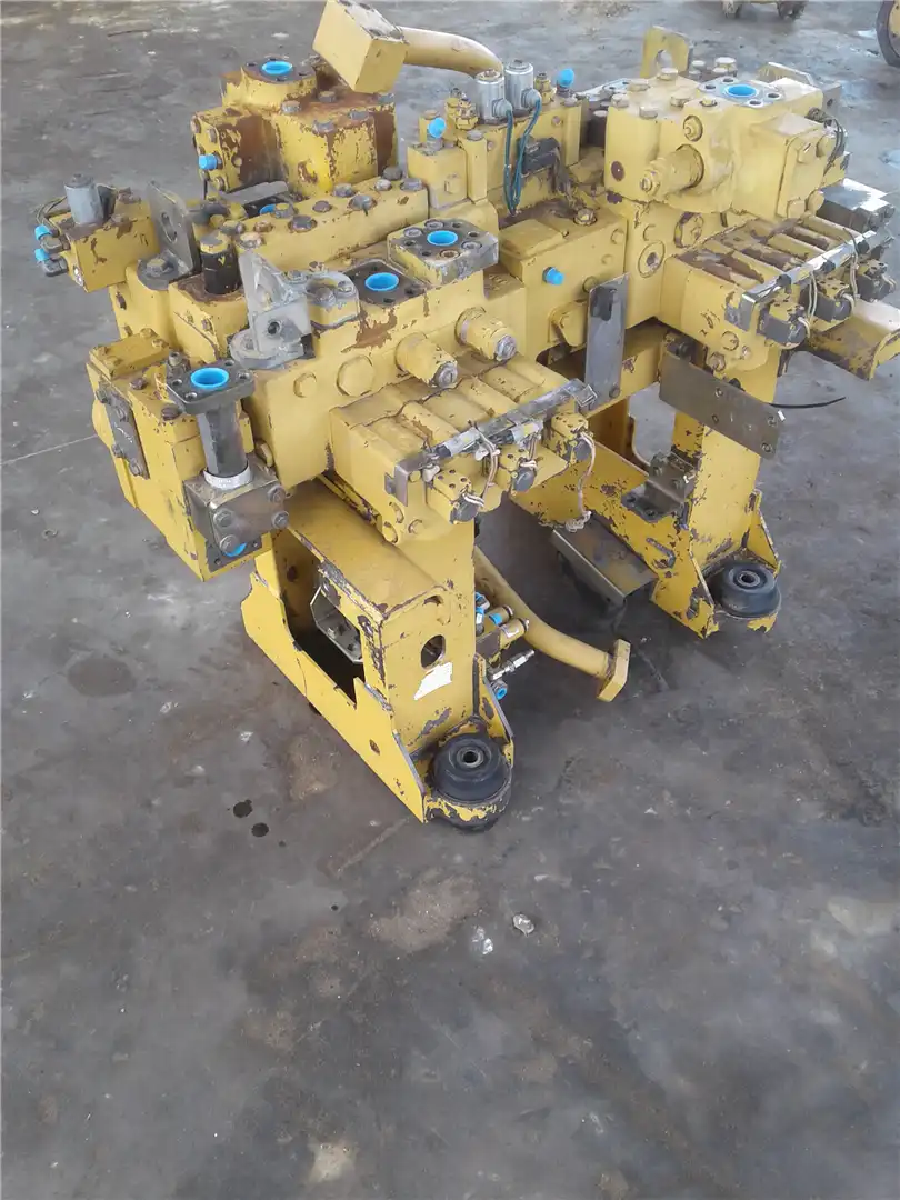 USED MAIN CONTROL image 3