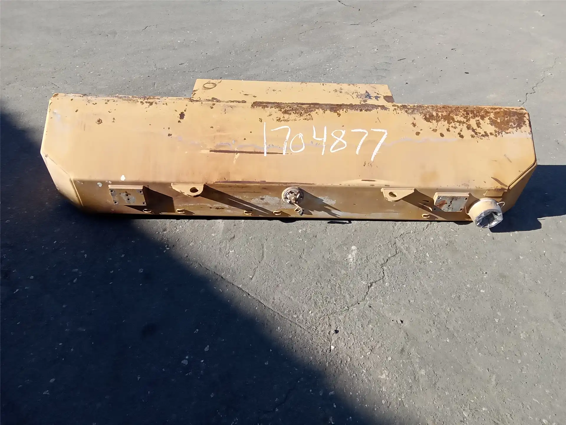 USED FUEL TANK indicator image 1