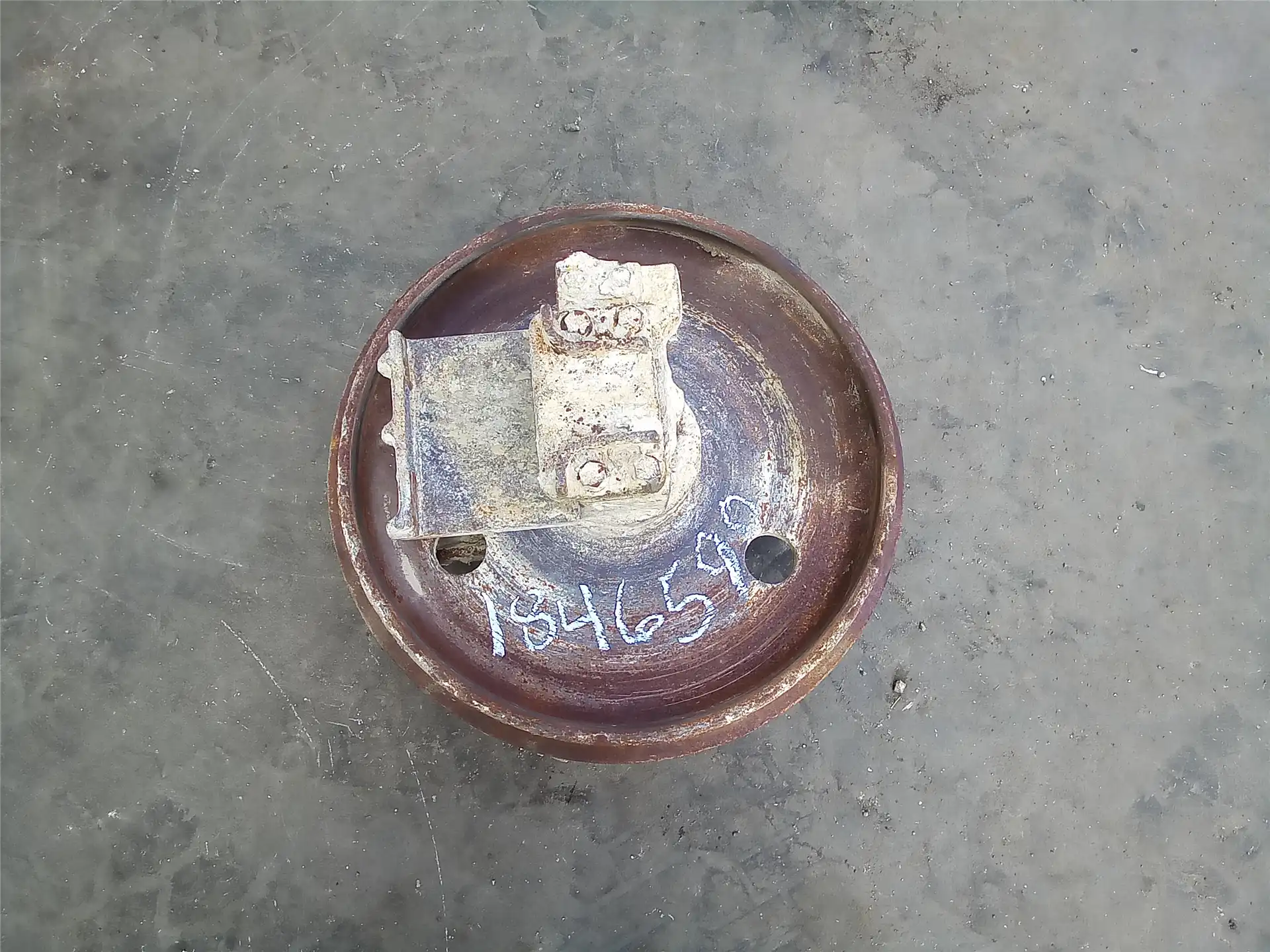 USED RH IDLER image 3