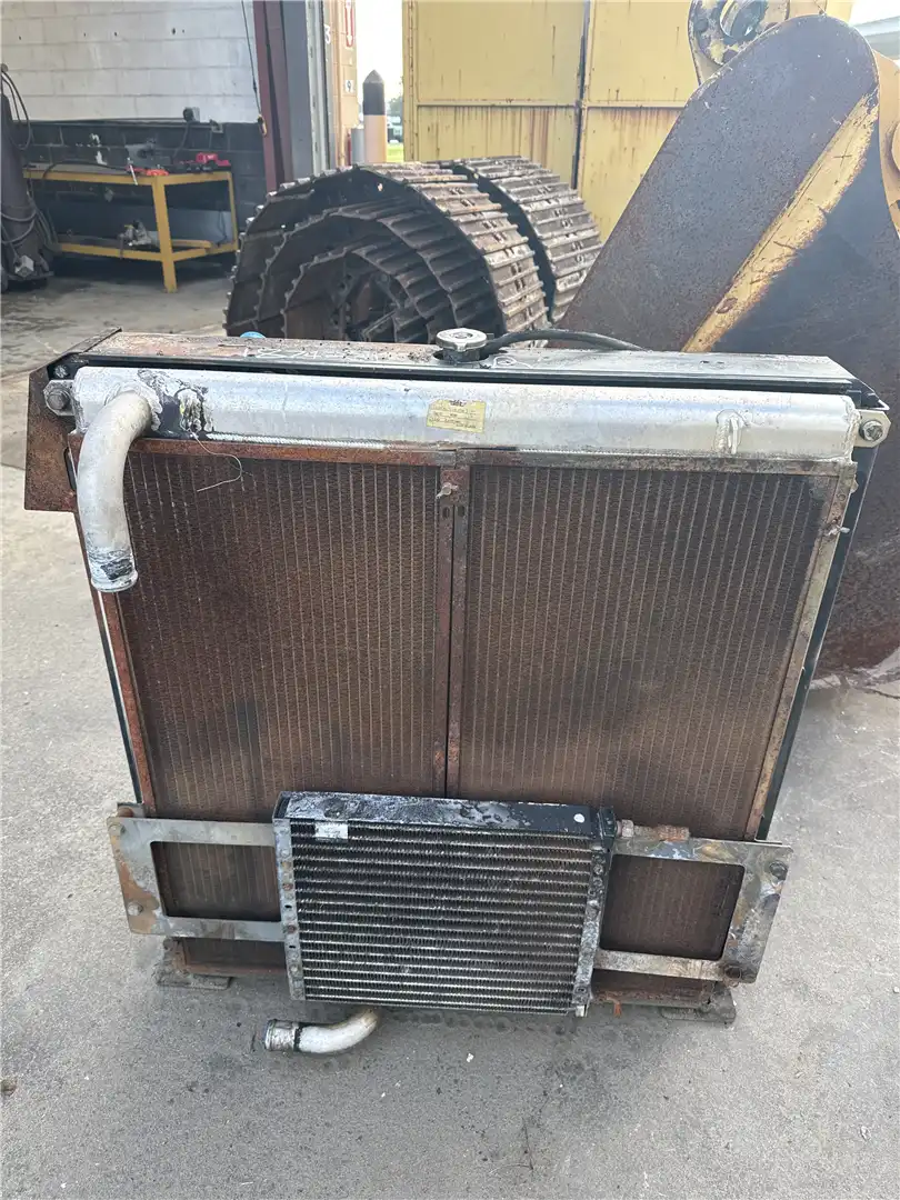 USED RADIATOR GP image 4