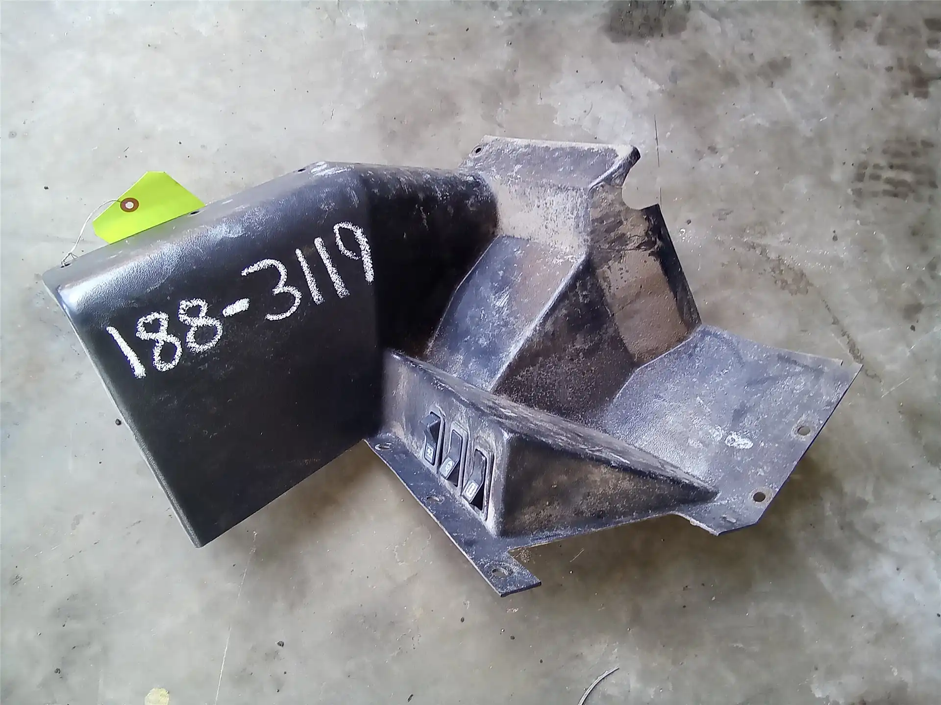 USED LH COVER indicator image 1
