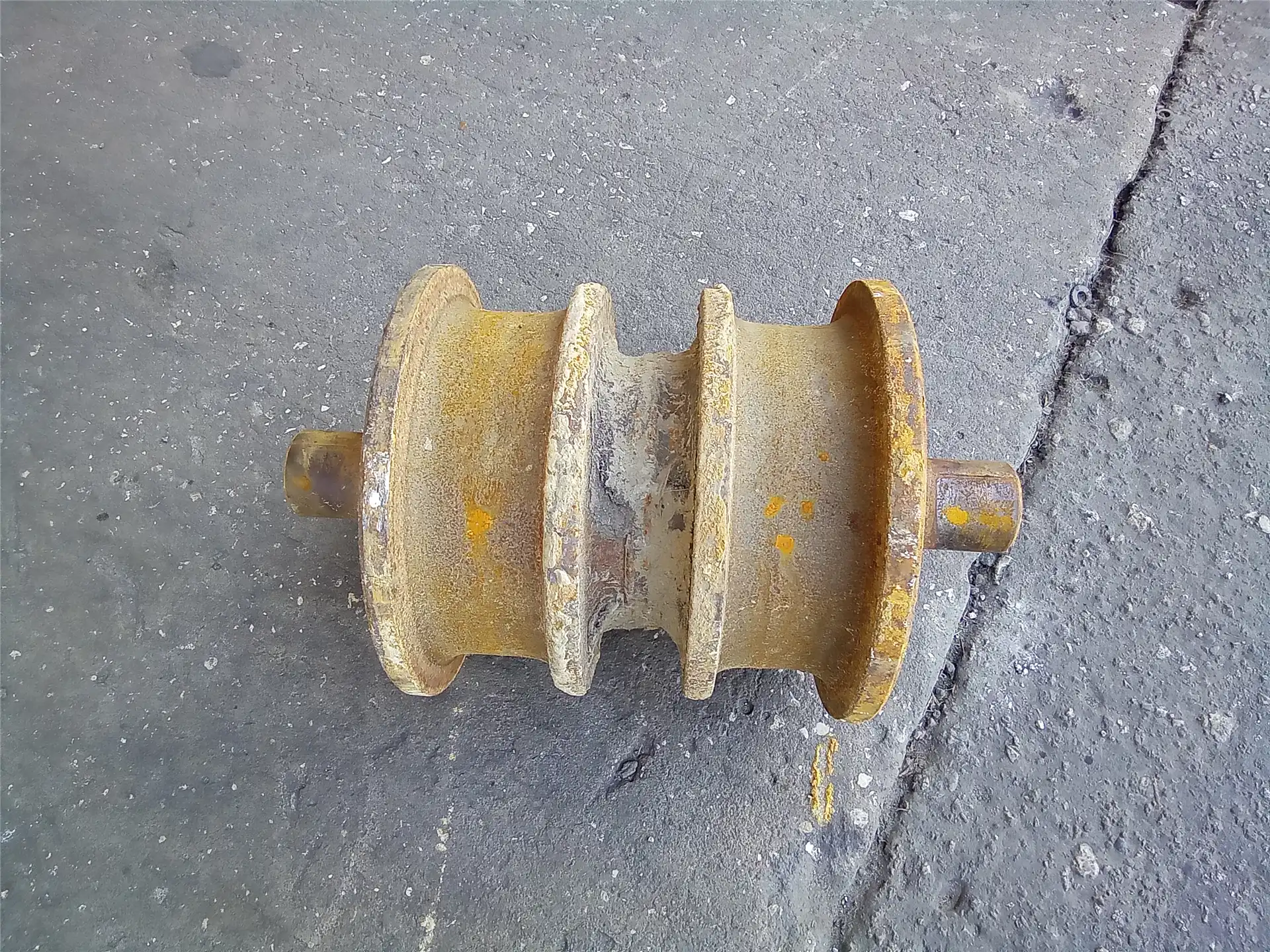 USED ROLLER image 2