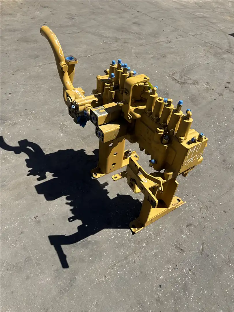 USED MAIN VALVE GP image 3
