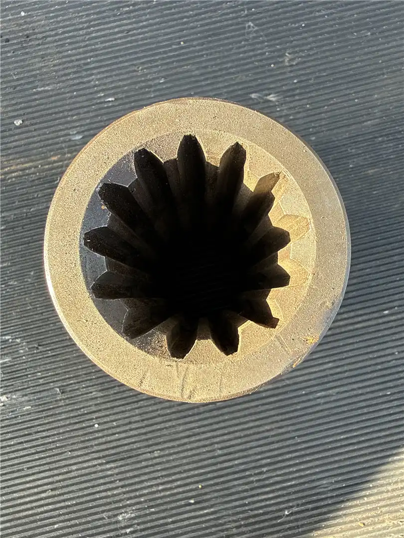 USED COUPLING image 2