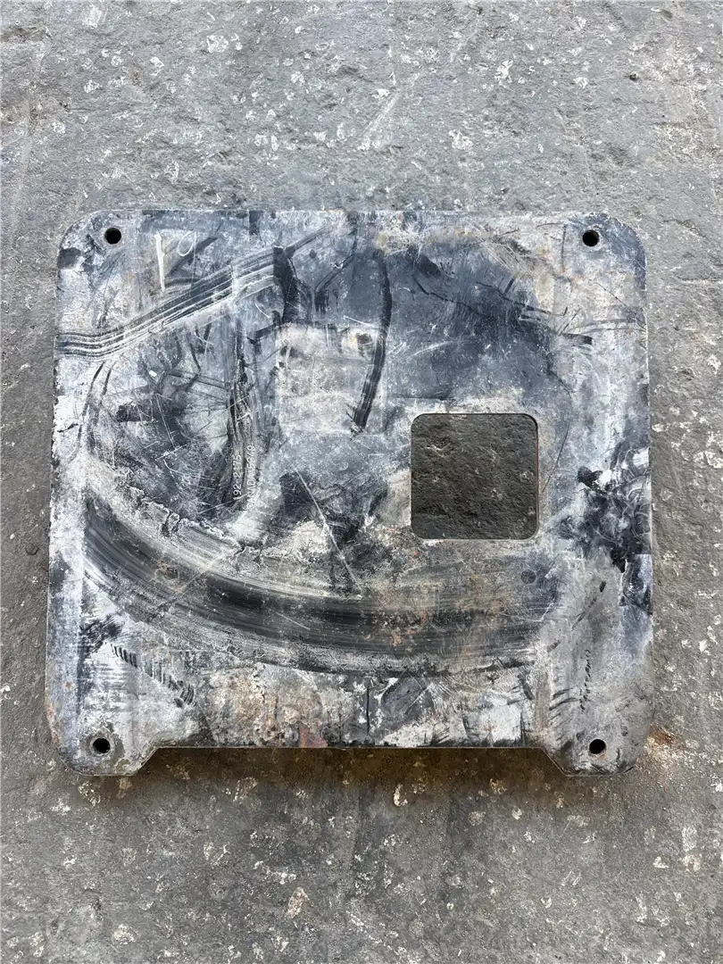 USED PLATE AS indicator image 1