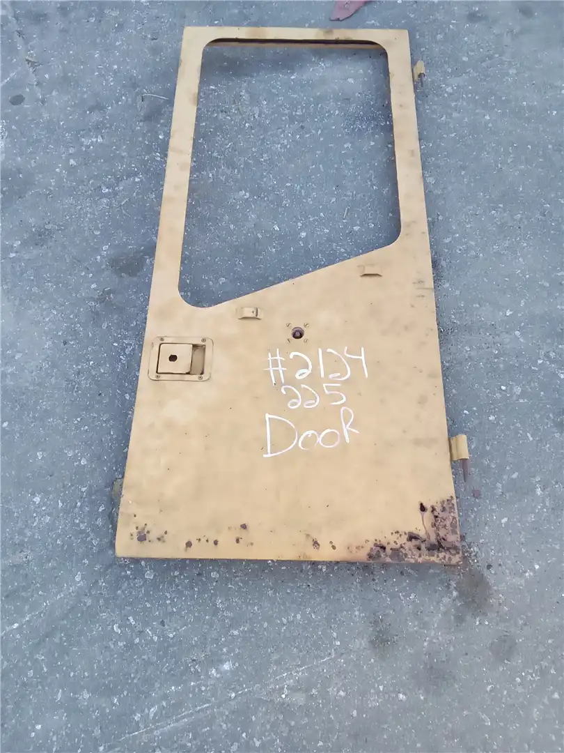 USED CAB DOOR image 2