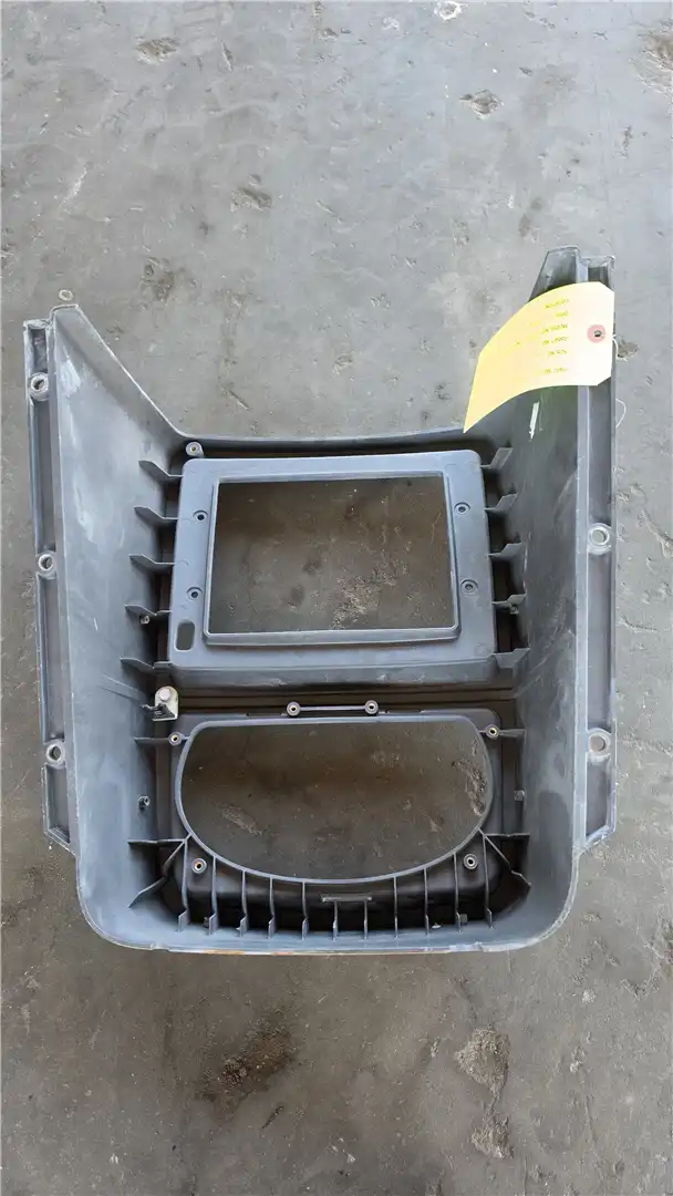 USED FRONT CONSOLE image 2