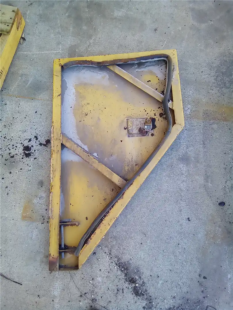USED ACCESS DOOR image 2