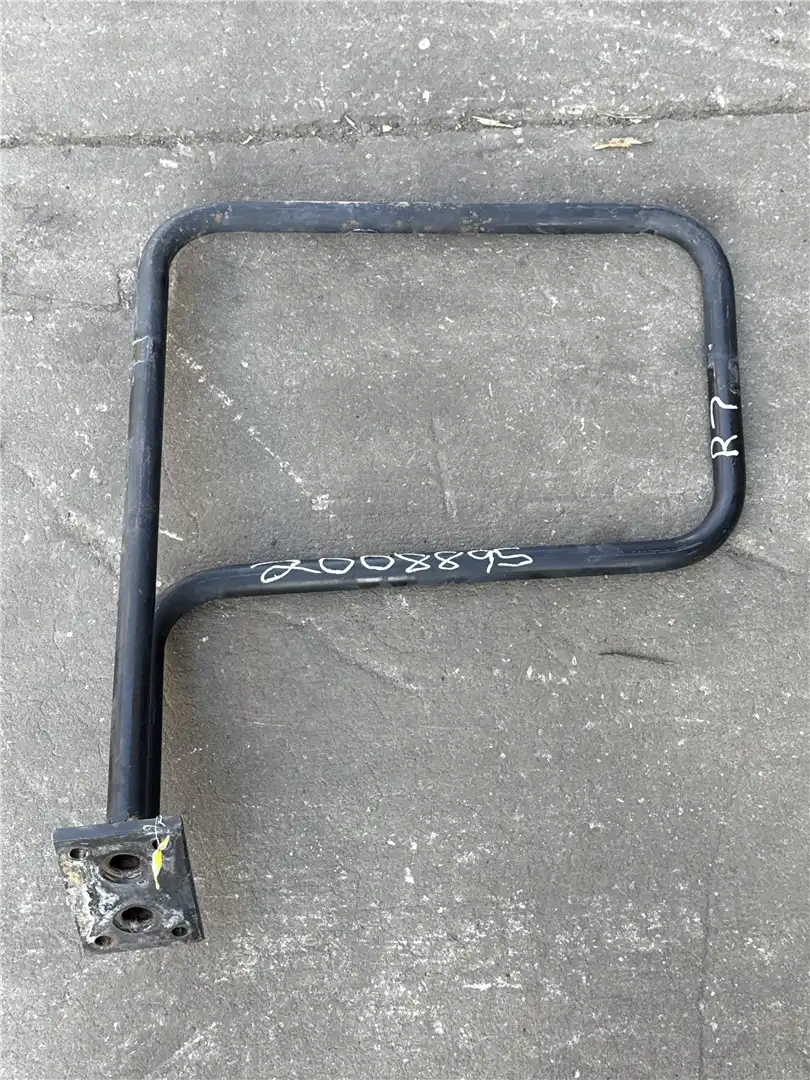 USED BRACKET AS indicator image 1
