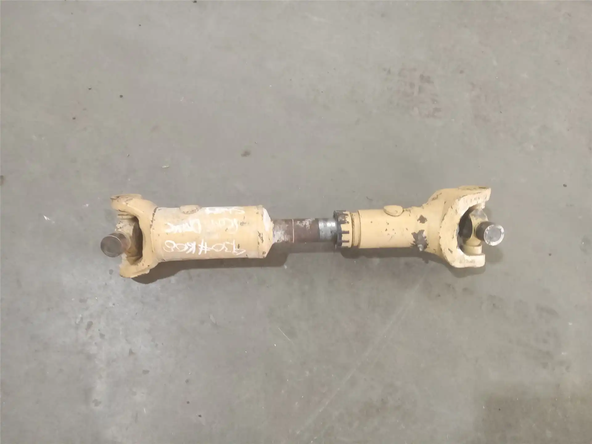 USED DRIVE SHAFT image 3