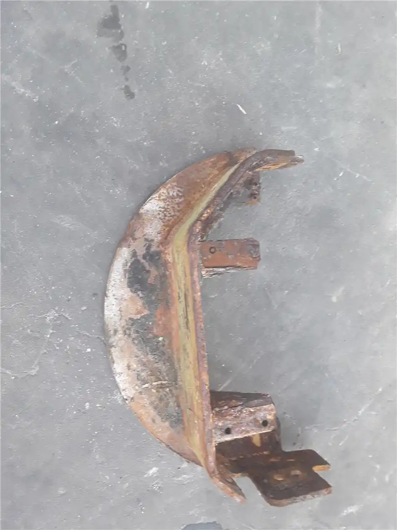 USED FRONT AXLE GU indicator image 1
