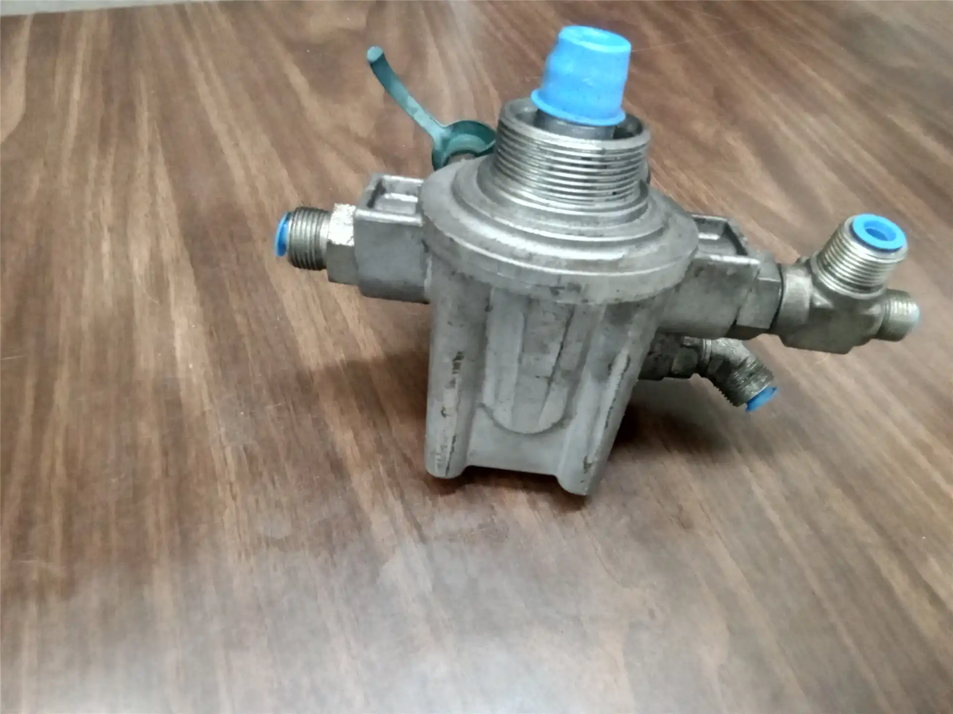 USED VALVE GP image 2