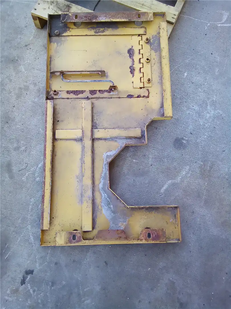 USED HOOD PANEL image 2