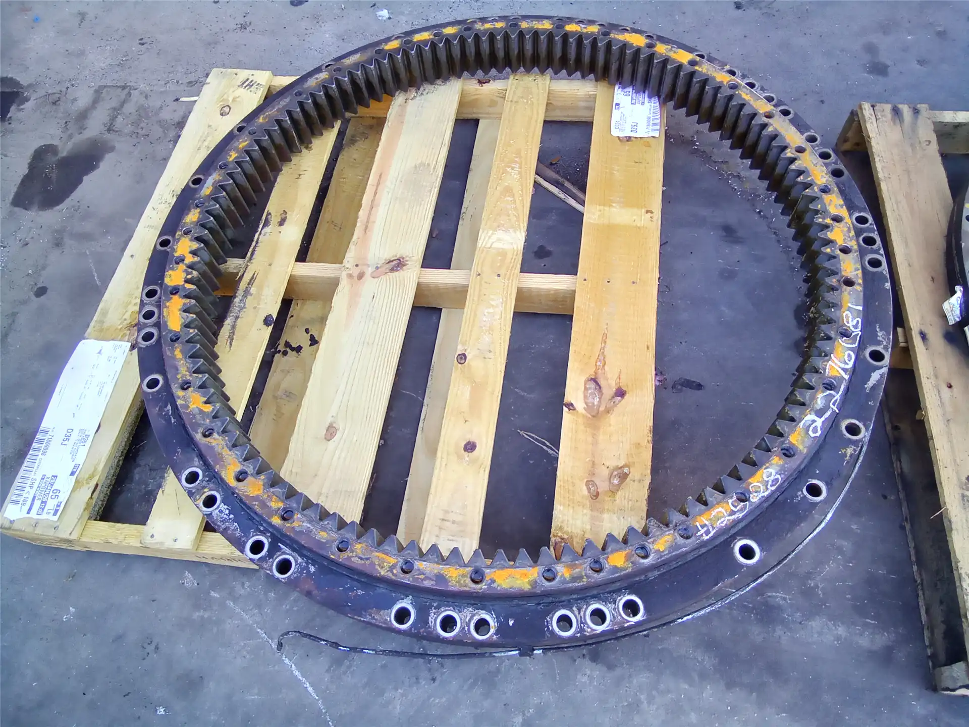 USED GEAR GROUP image 6