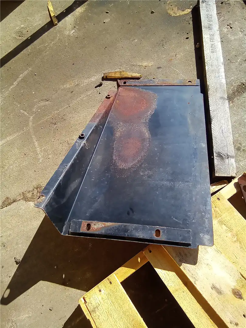 USED LH PANEL image 2
