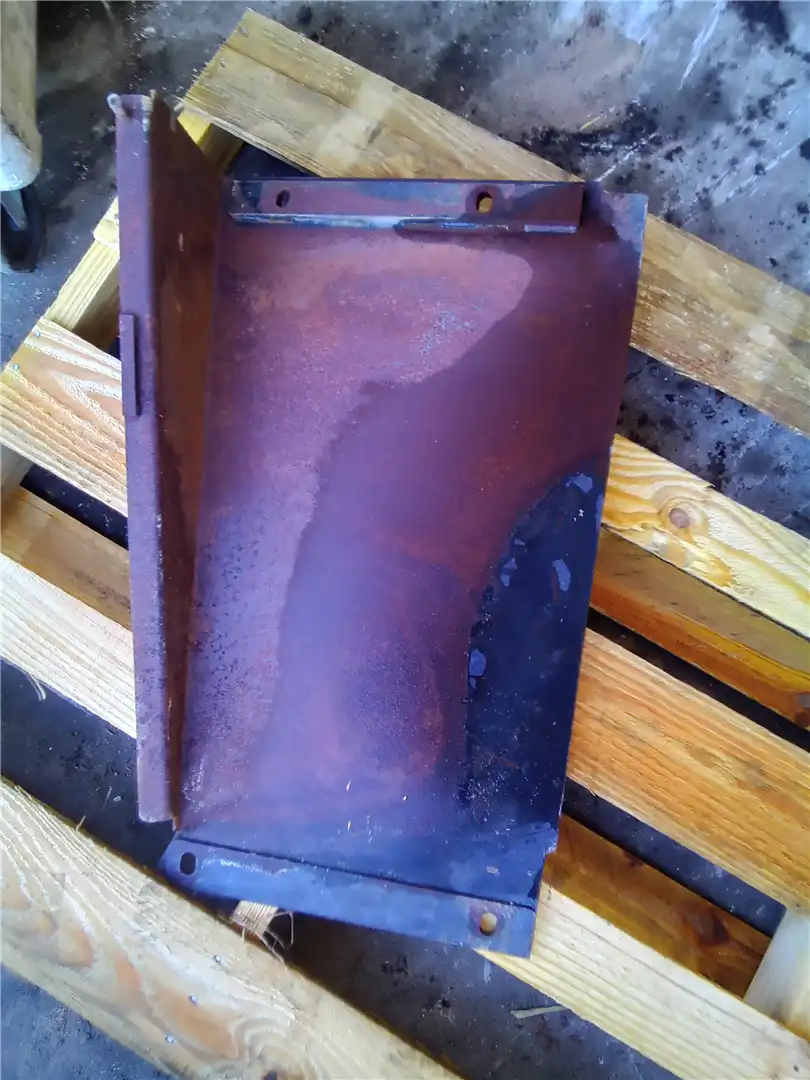 USED RH PANEL image 2
