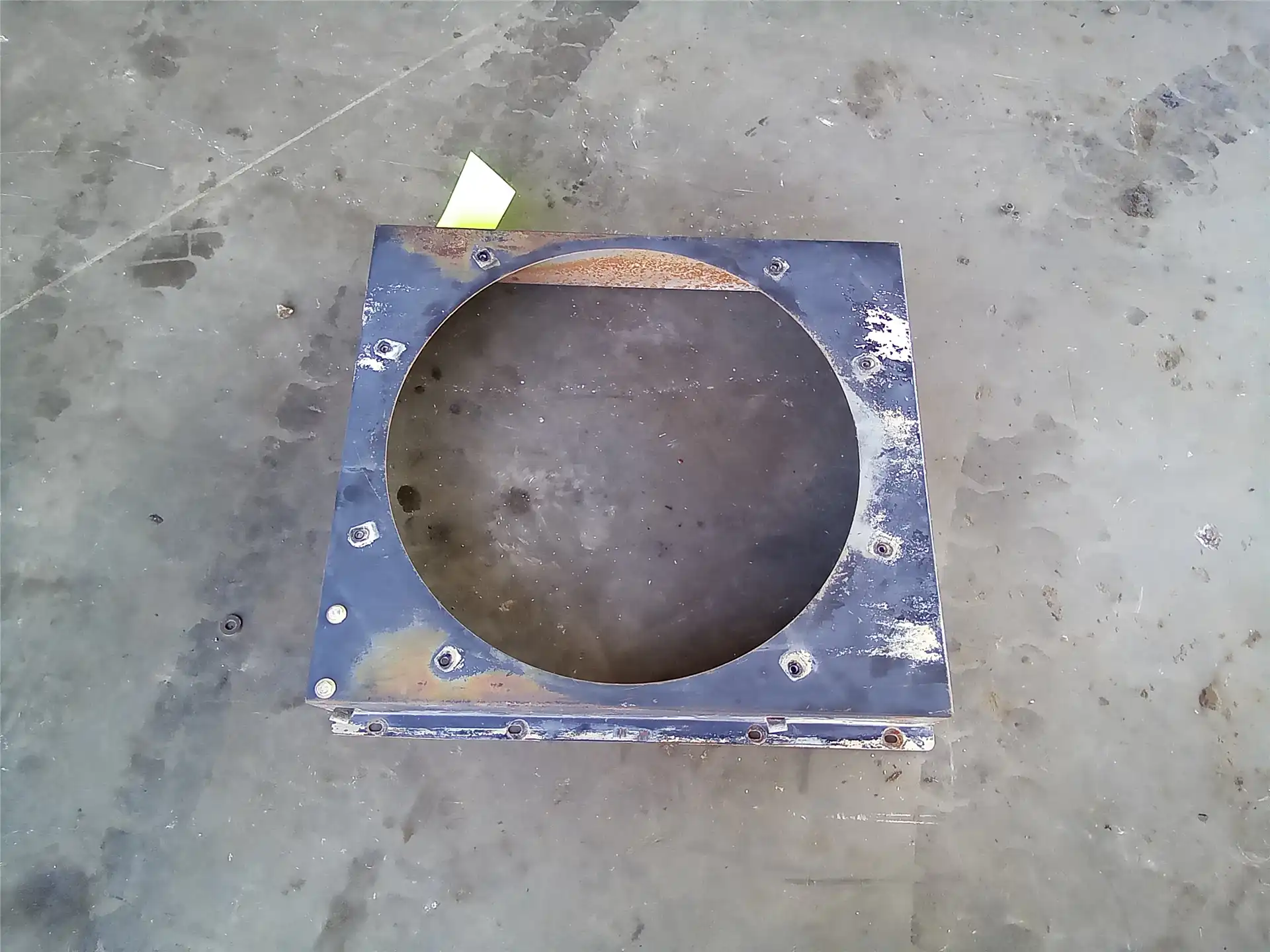 USED SHROUD indicator image 1