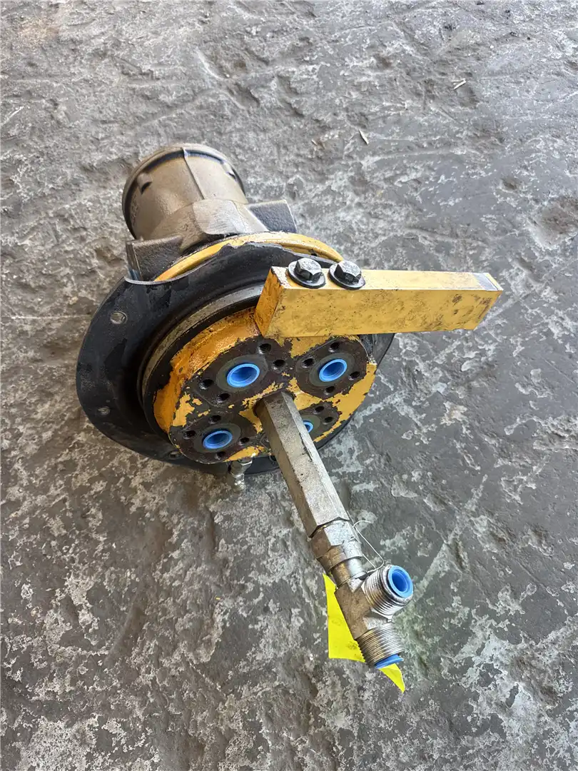 USED SWIVEL GP image 8