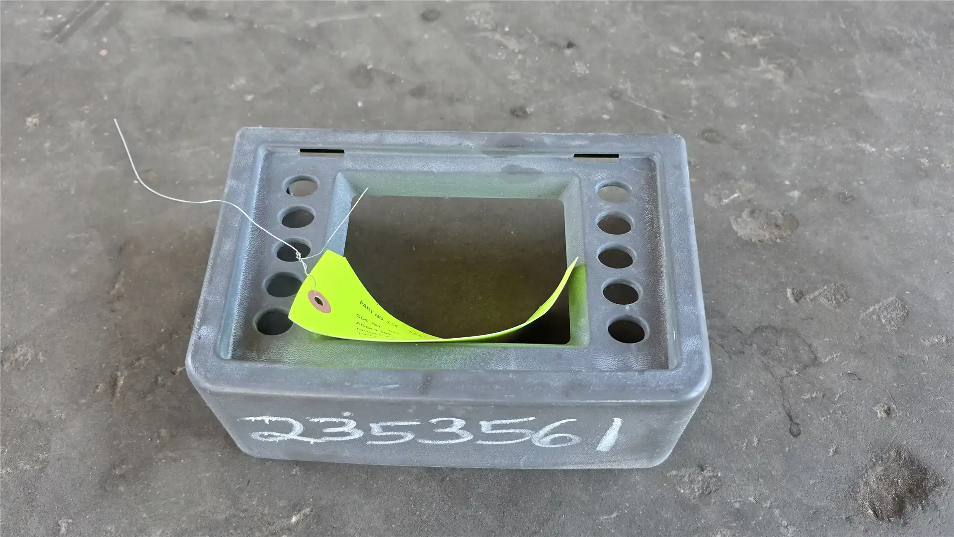 USED PANEL AS indicator image 1