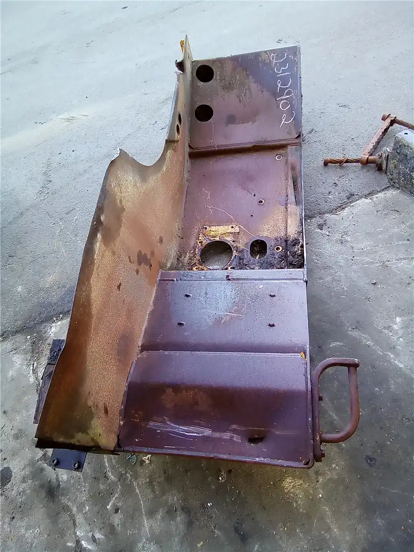 USED RH FENDER image 3