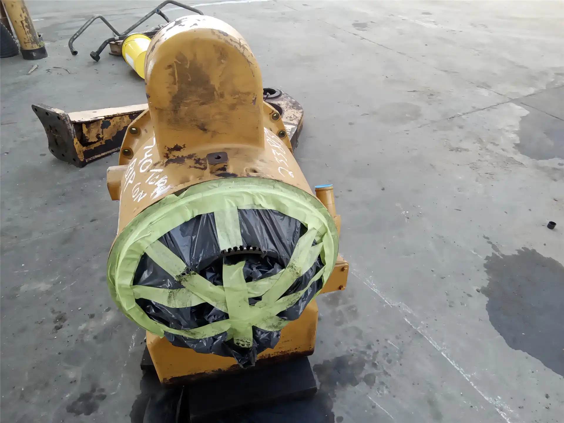 USED TORQUE CONVER image 2