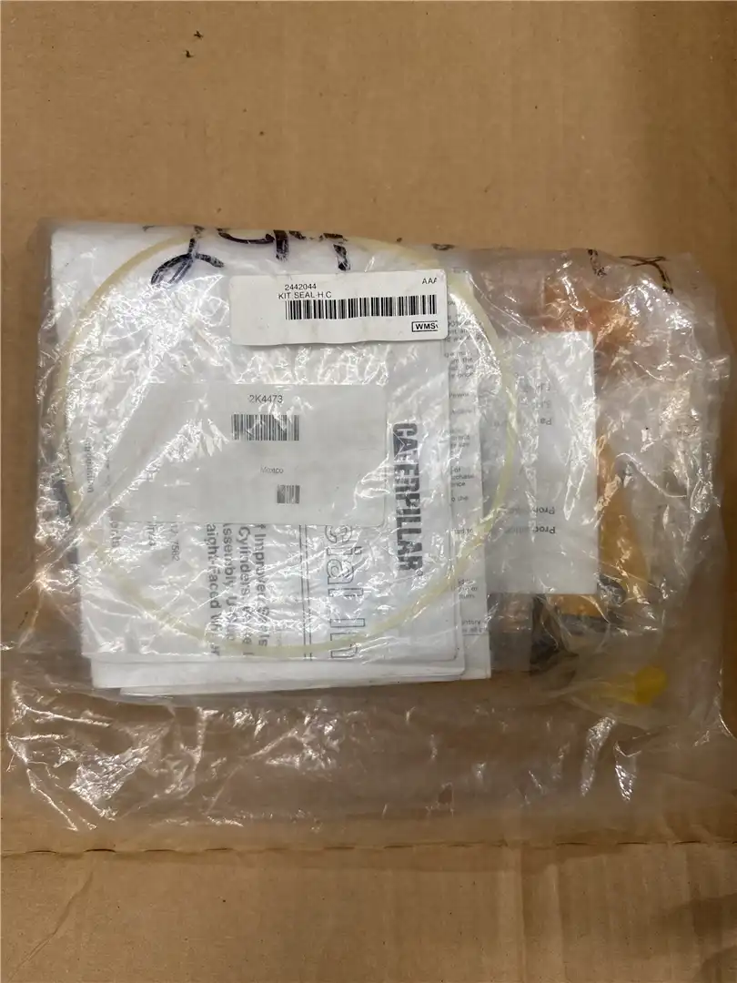 USED SEAL KIT indicator image 1
