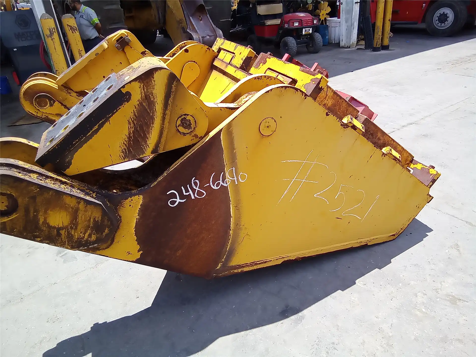 USED COUNTERWEIGHT image 6
