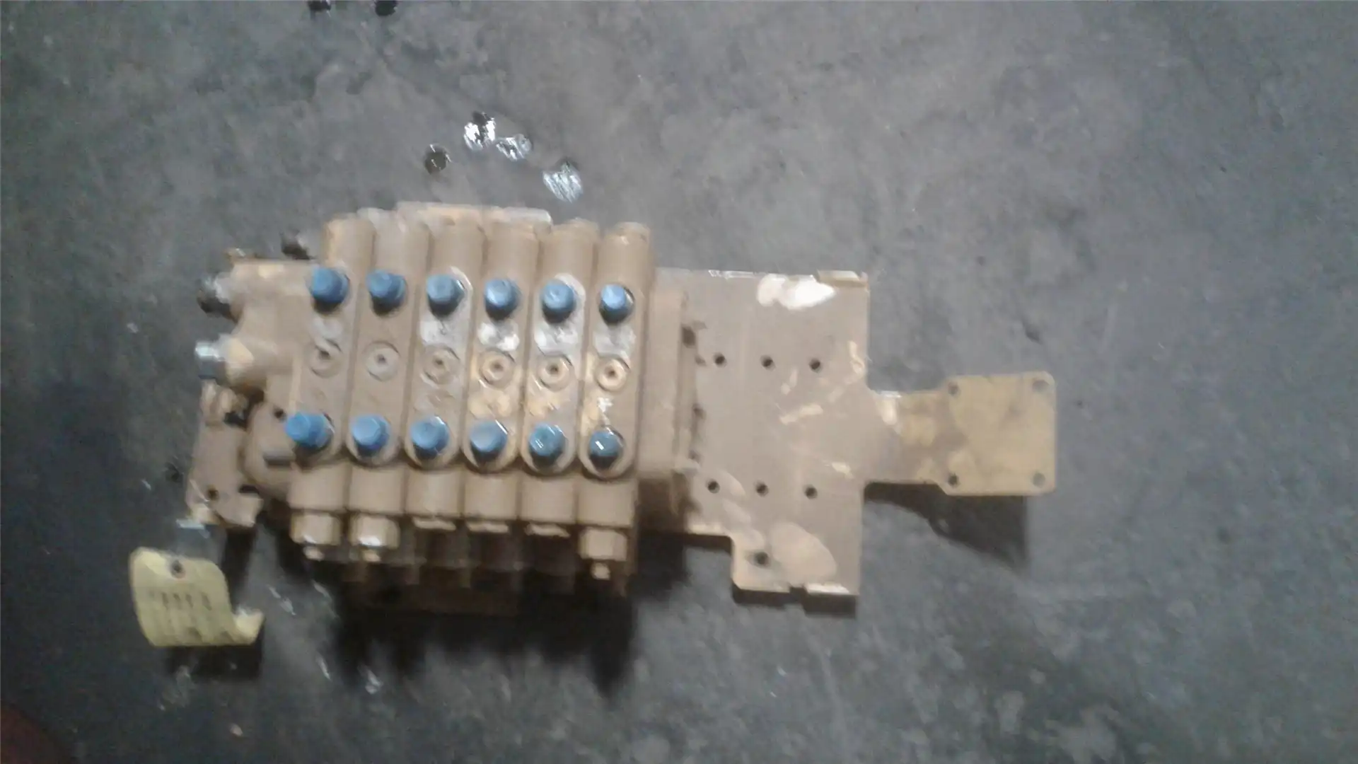 USEED VALVE 6 BANK image 3