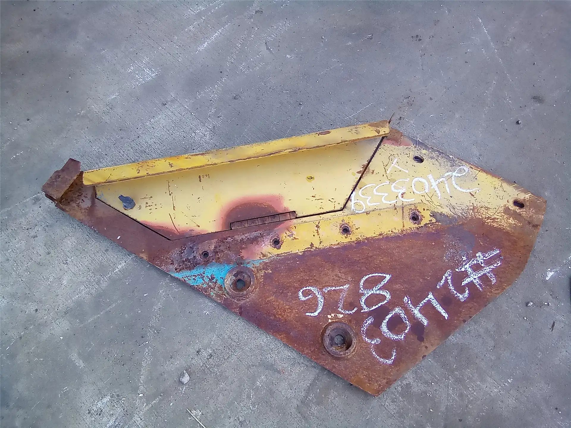 USED ACCESS DOOR image 2