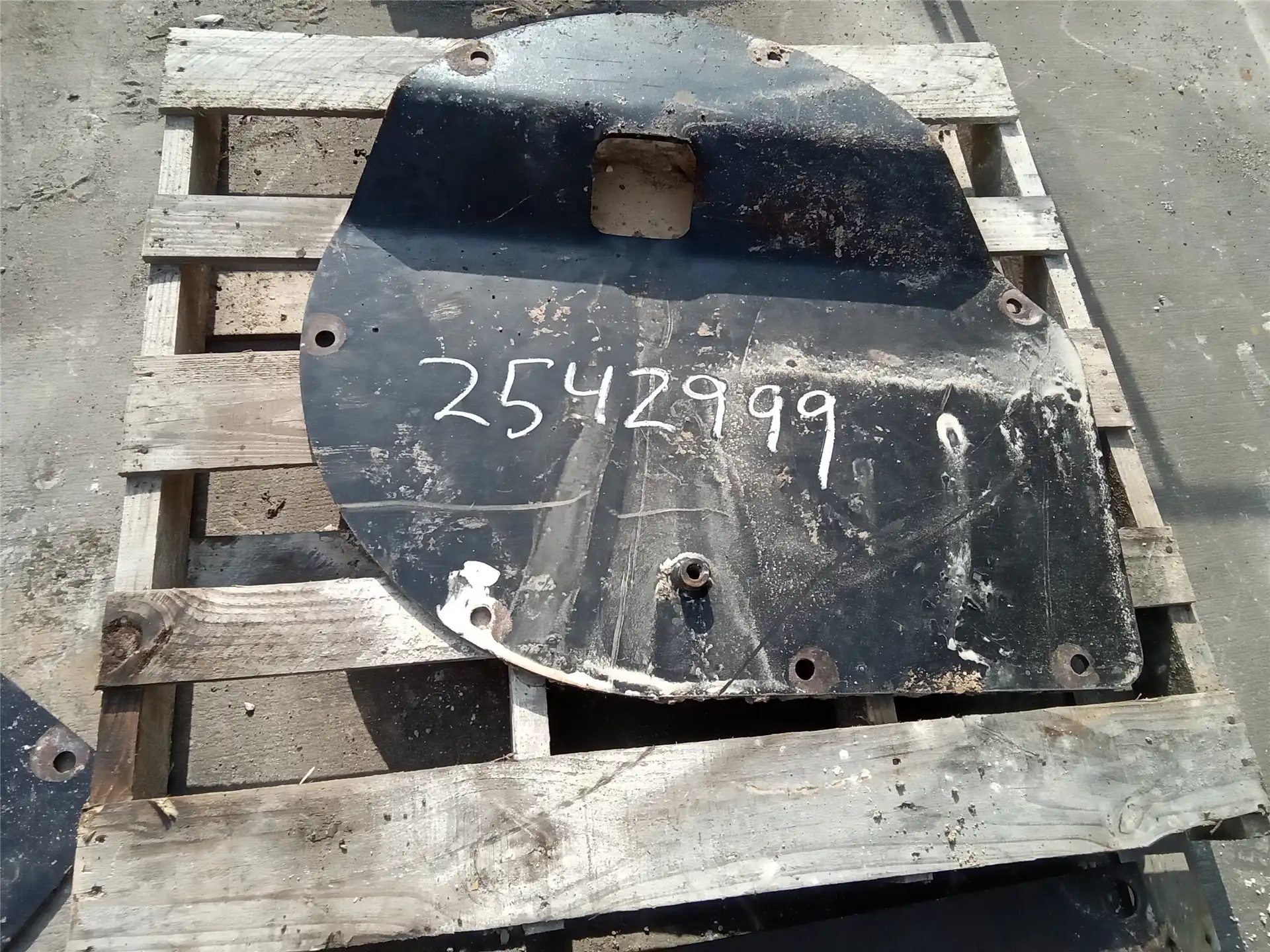USED COVER AS indicator image 1