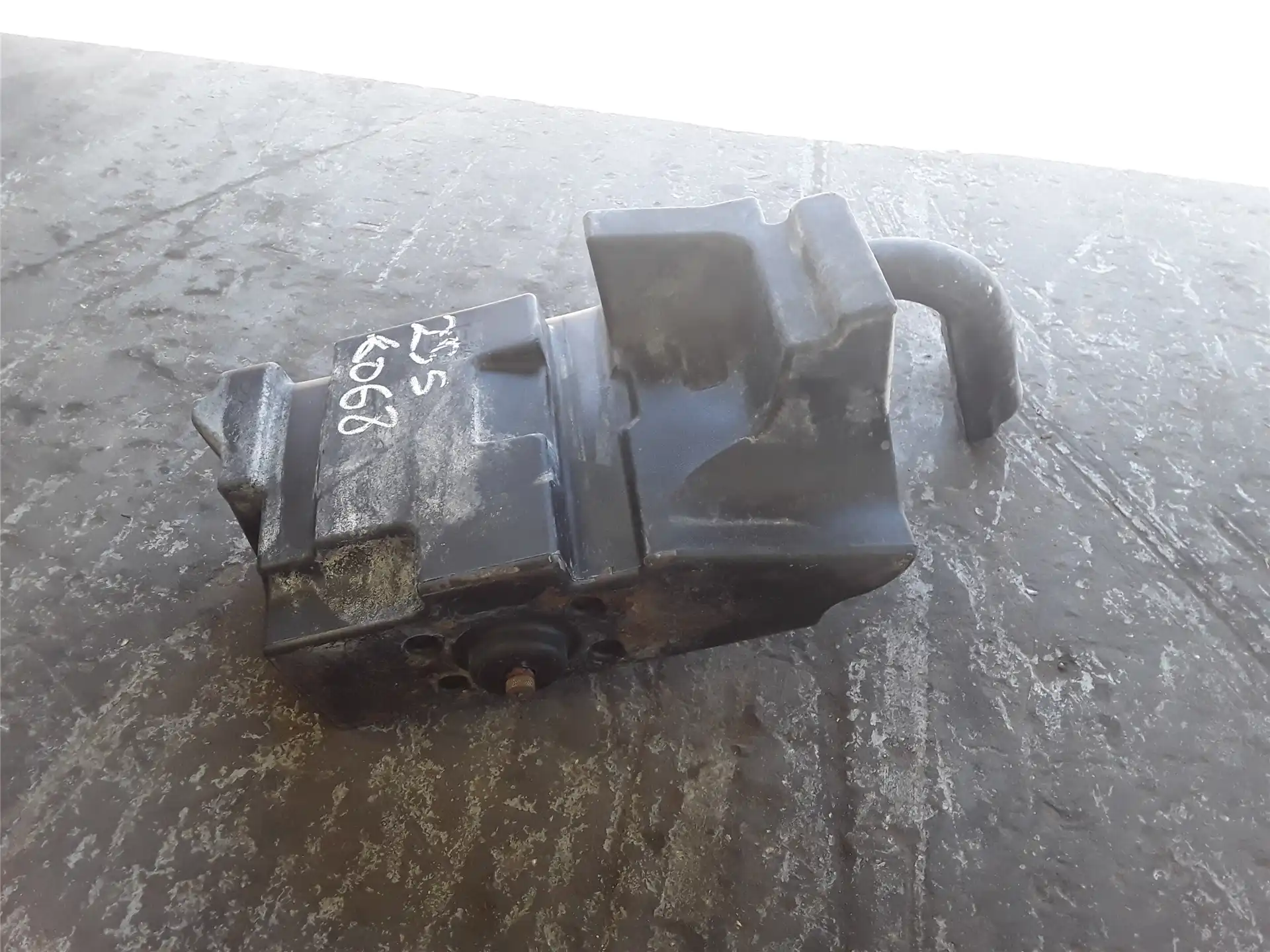 USED FUEL TANK image 2