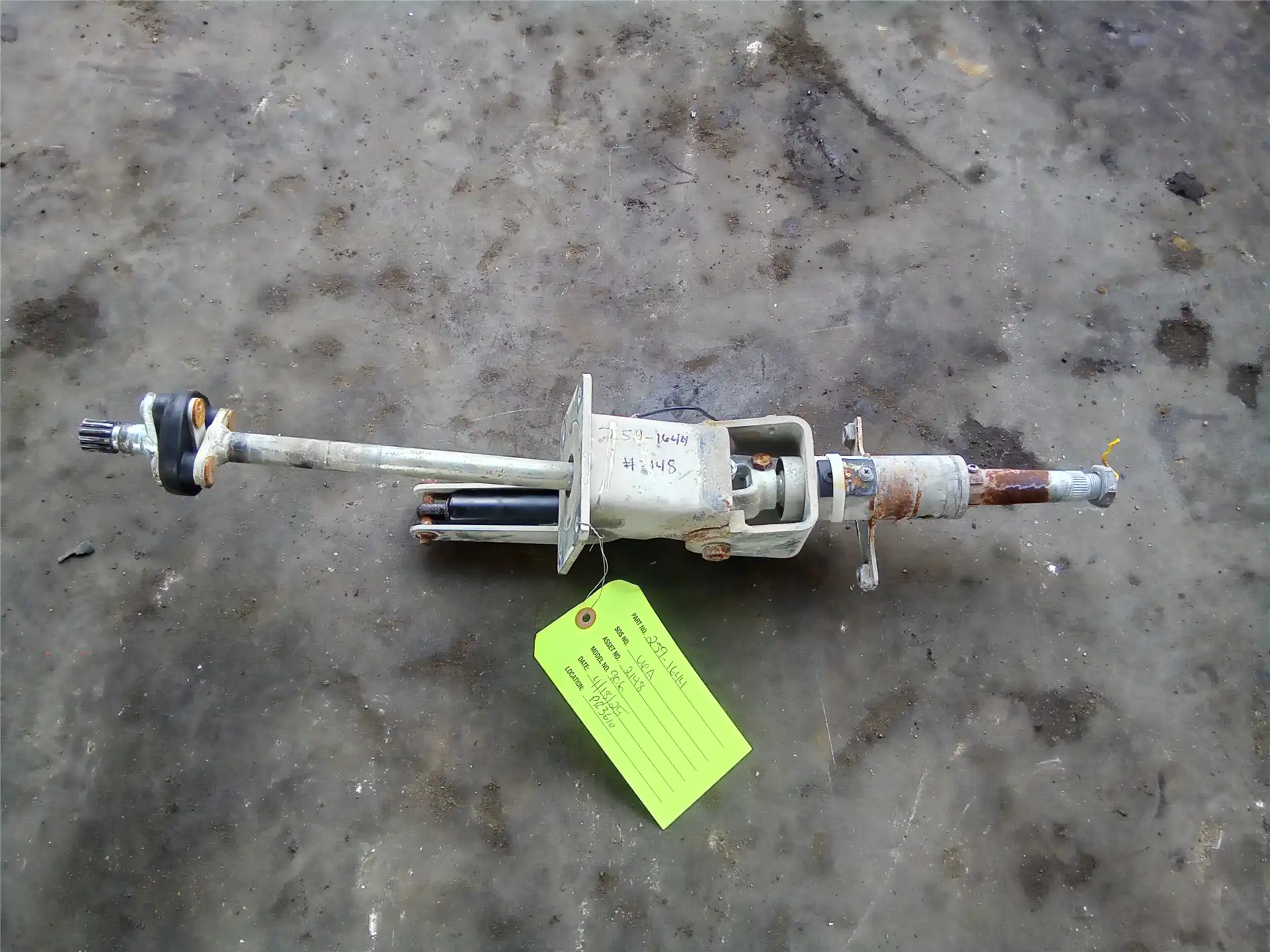 USED STEERING COLU image 2