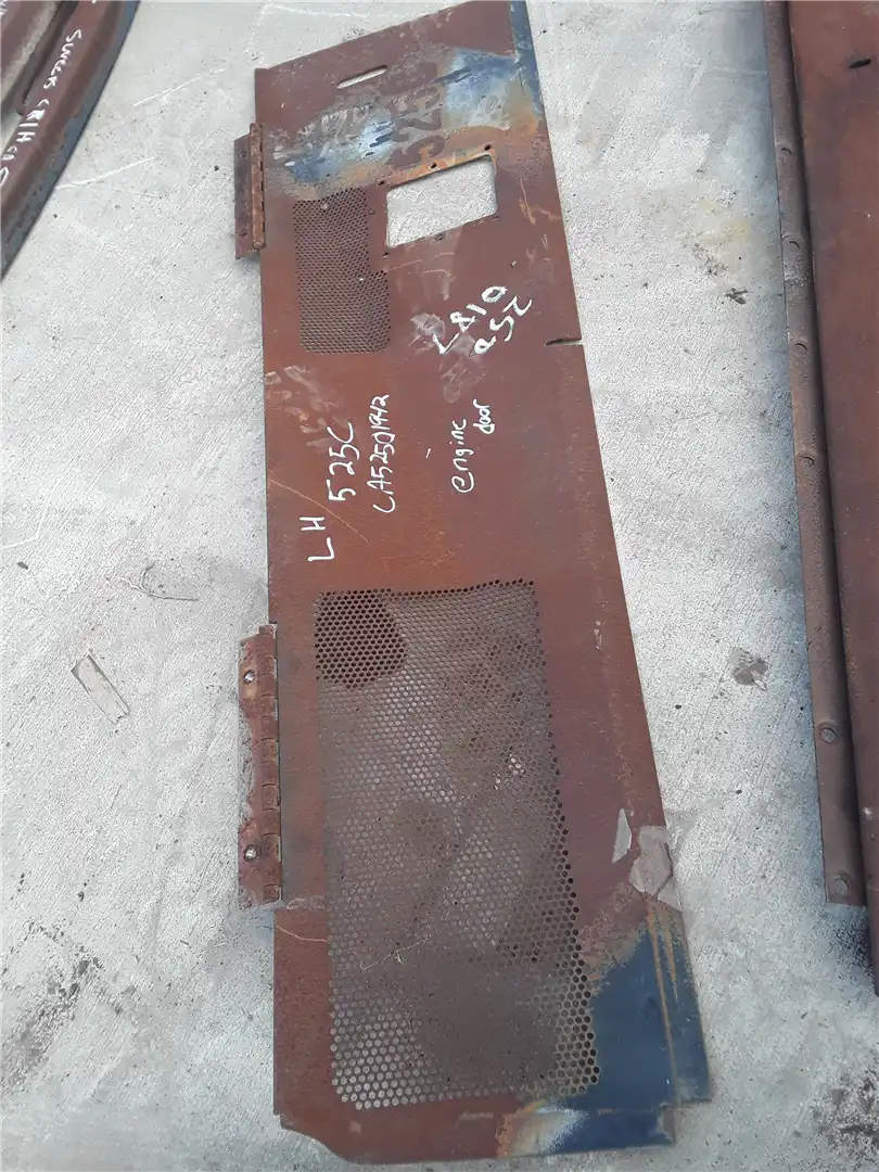 USED LH ENG DOOR indicator image 1