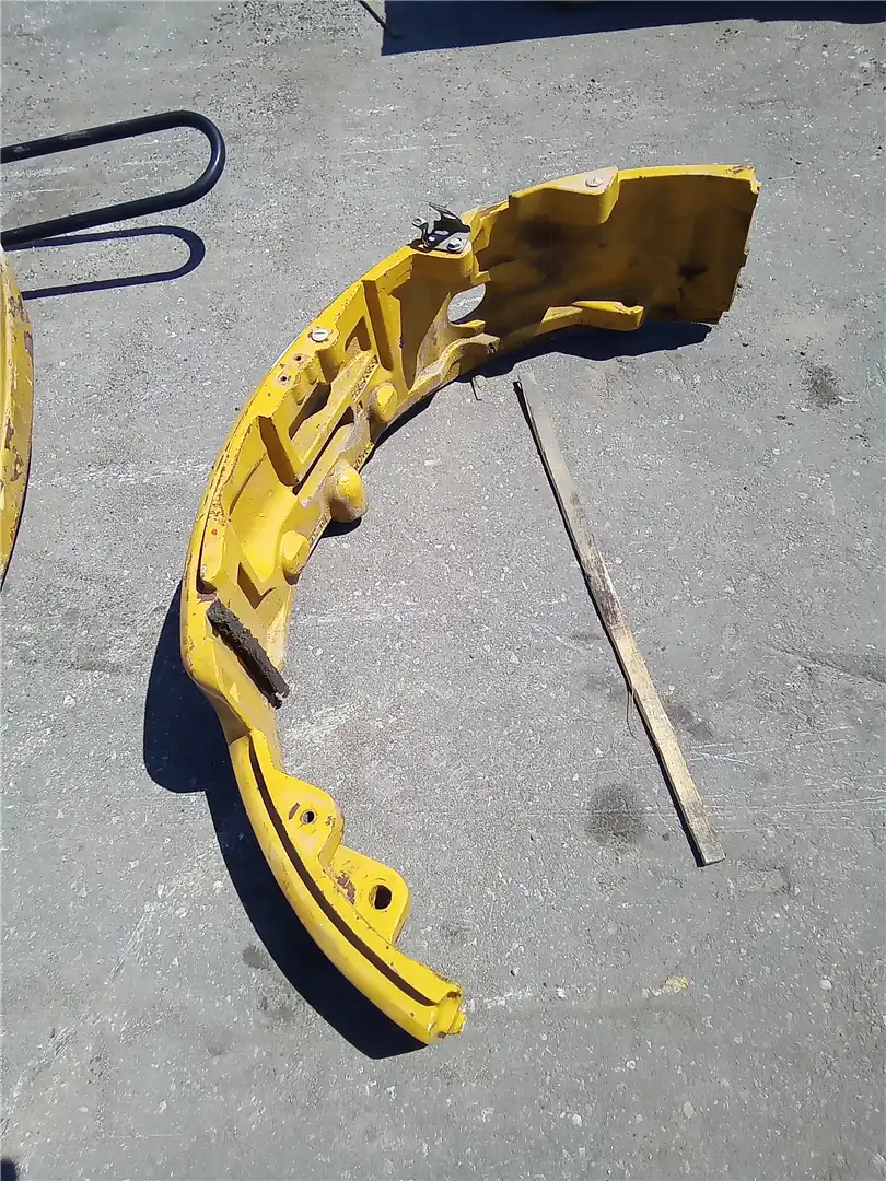 USED COUNTERWEIGHT image 2