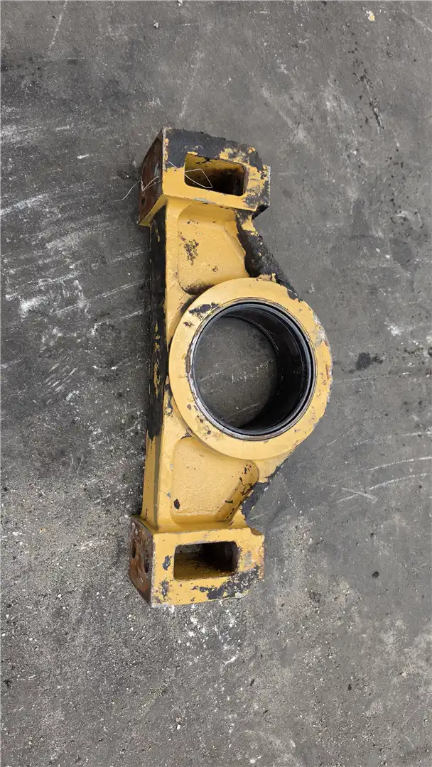 USED TRUNNION image 2