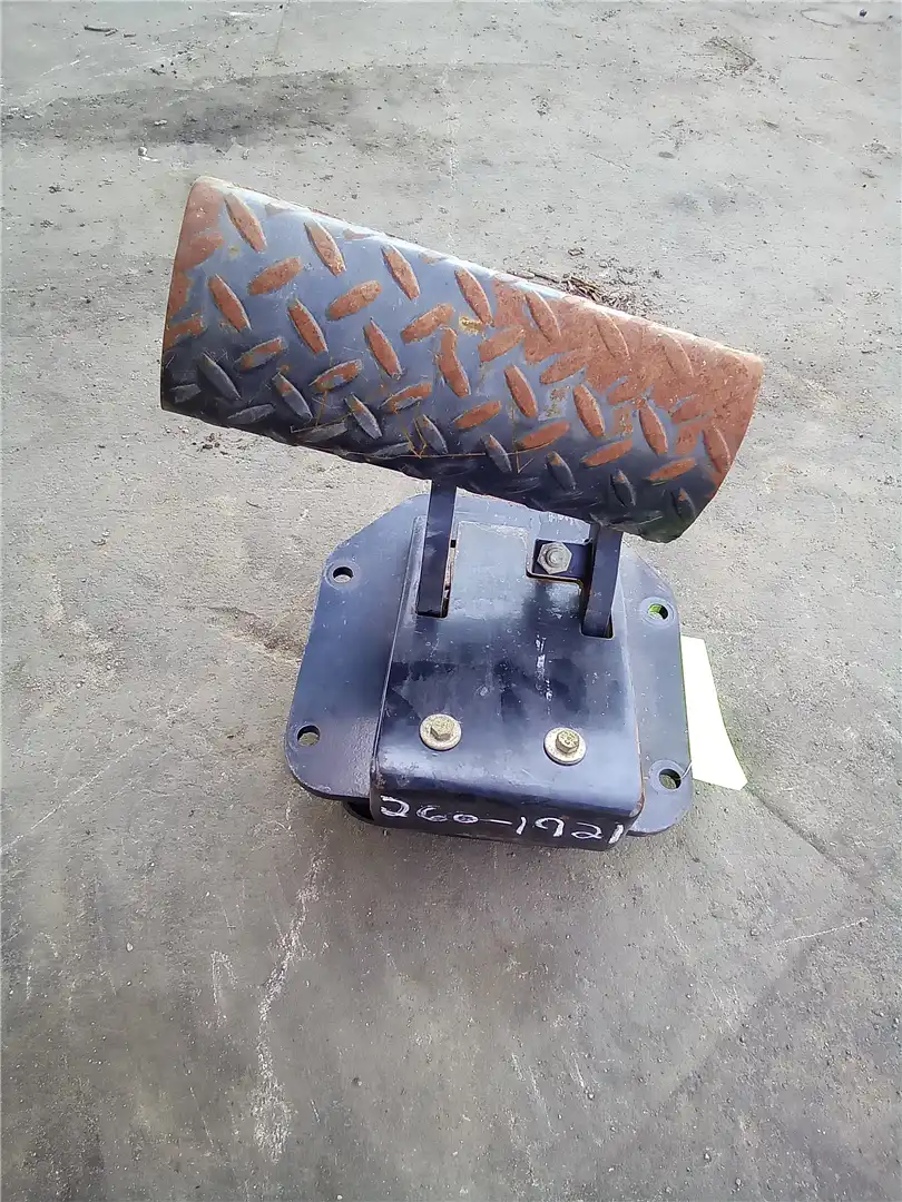 USED FOOT BRAKE CO indicator image 1