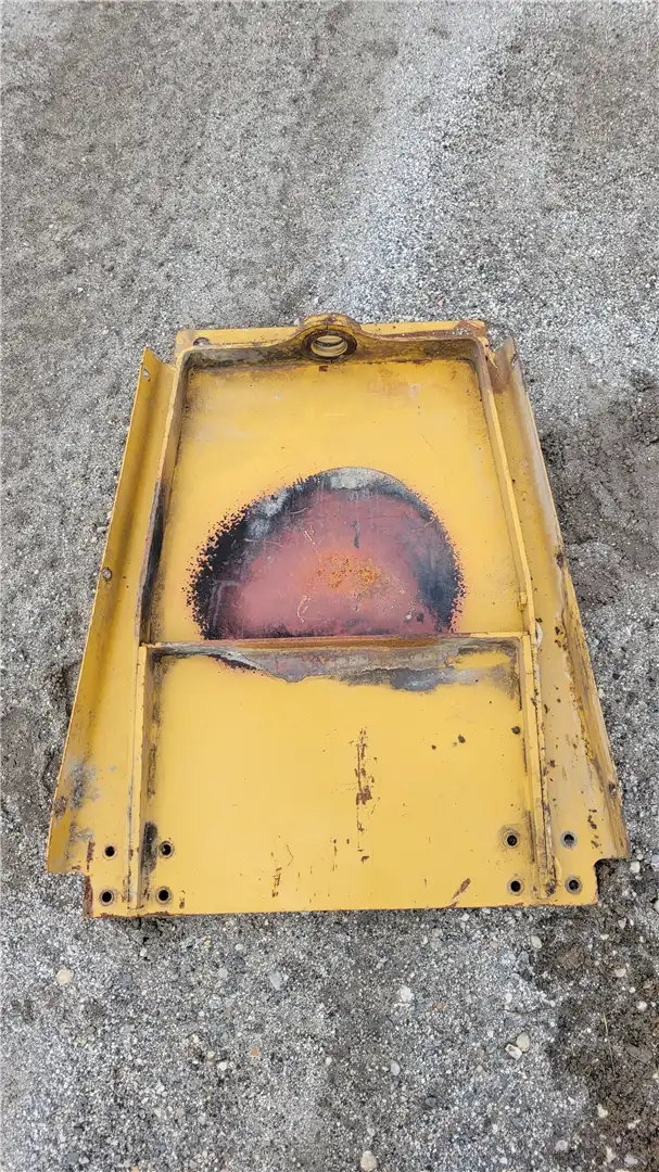 USED HOOD image 2