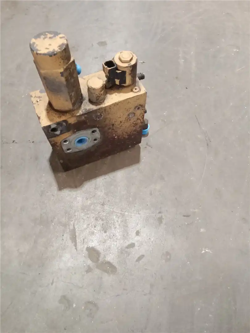 USED VALVE image 2