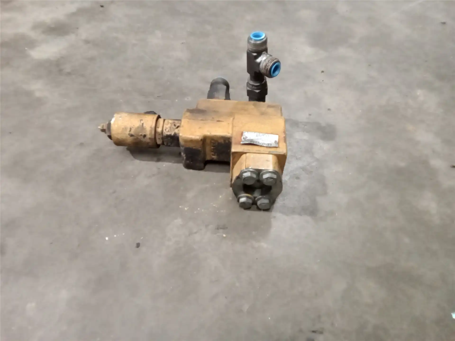 USED VALVE GP image 2