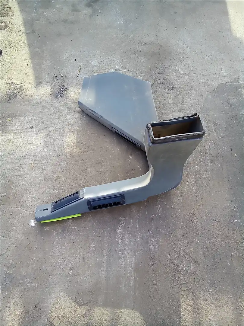 USED RH PLENUM indicator image 1