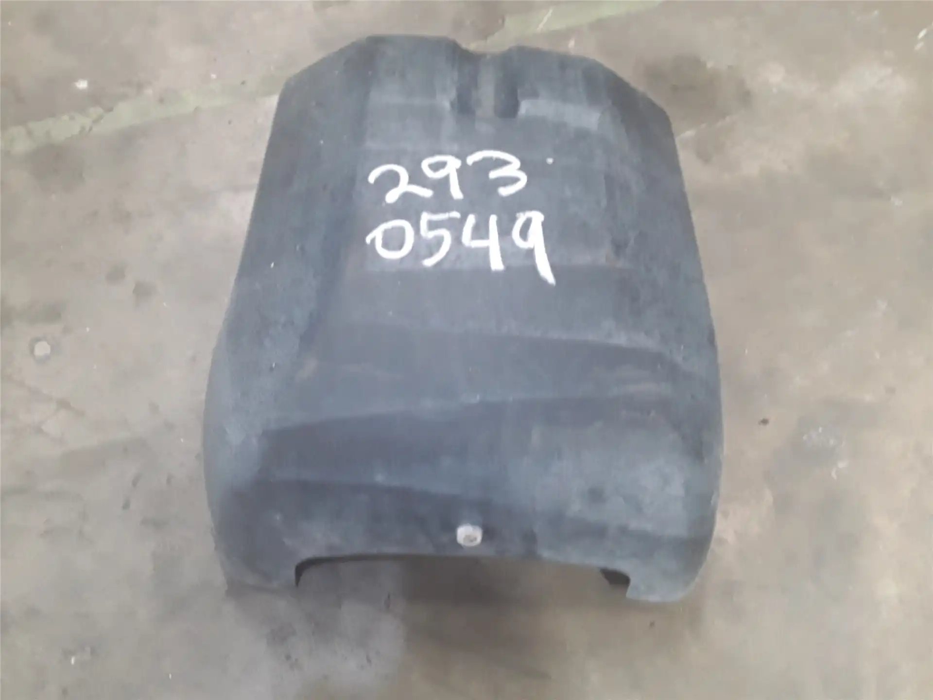 USED FRONT CAB COV indicator image 1