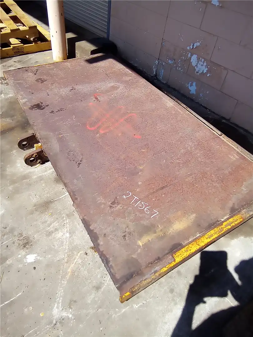 USED FLOOR image 4