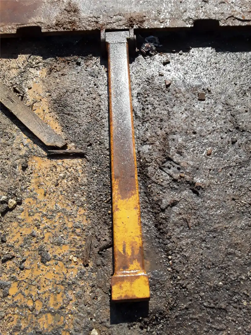 USED FLOOR AS image 2