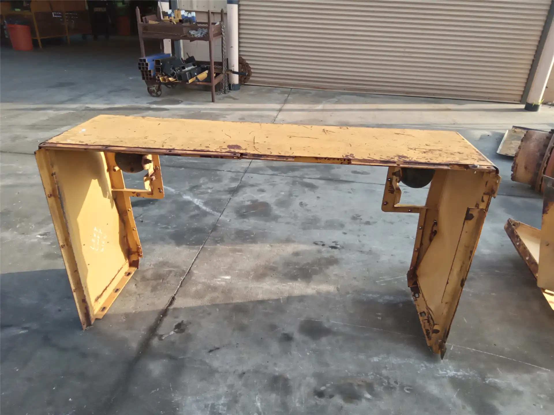 USED HOOD AS-FRONT image 3
