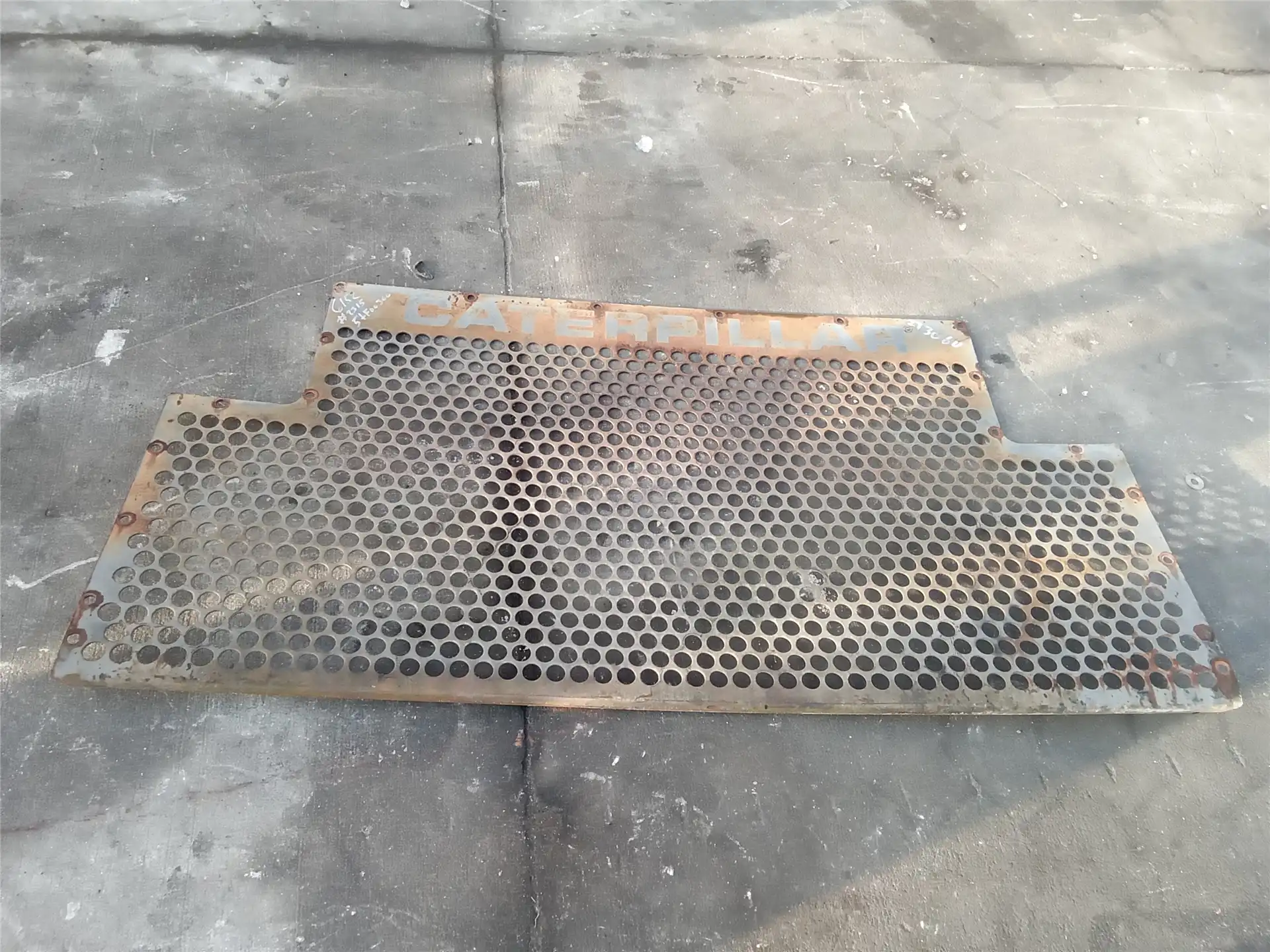 USED GRILL indicator image 1