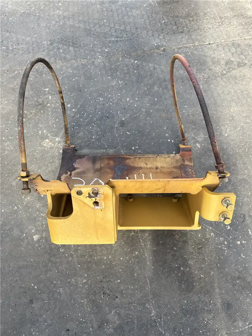 USED EXHAUST BRACK image 2