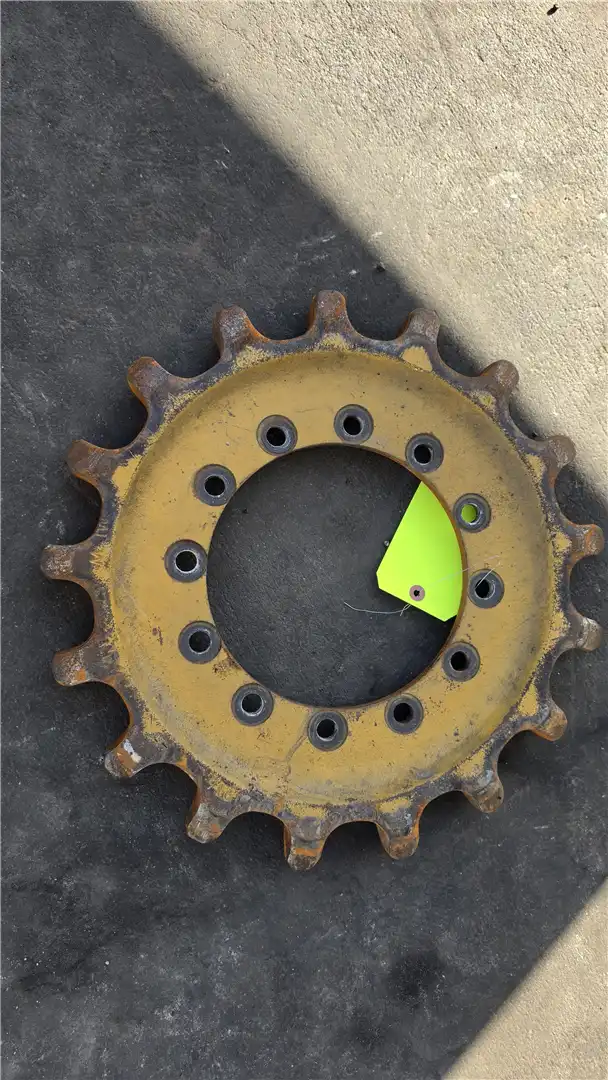 USED SPROCKET image 6