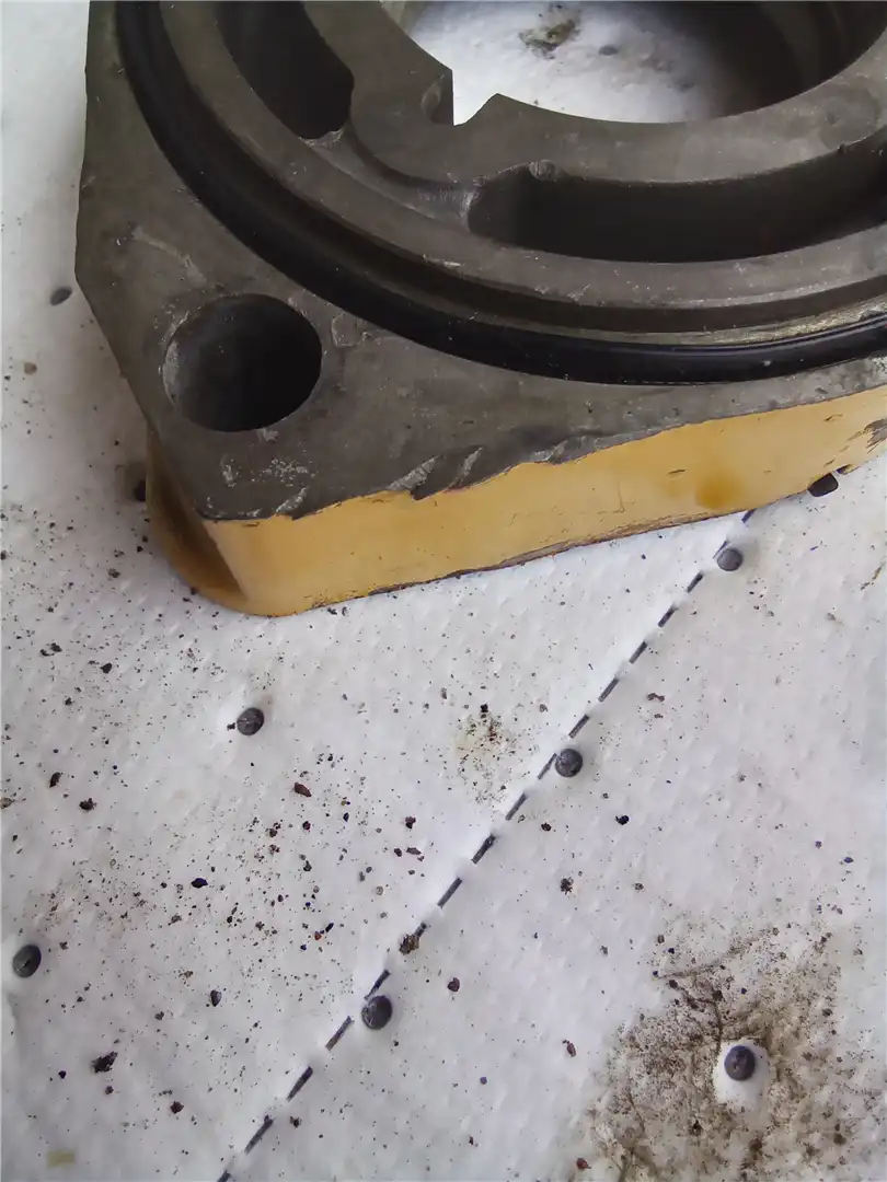 USED HOLDER image 3
