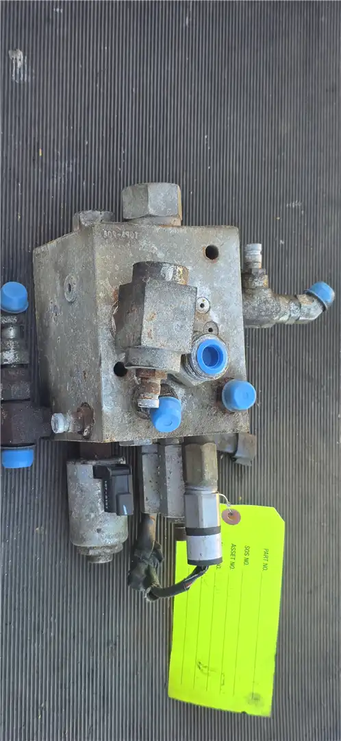 USED MANIFOLD GP indicator image 1