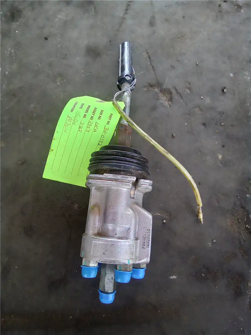 USED PILOT VALVE image 3